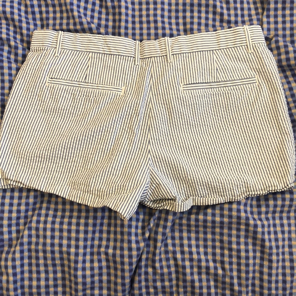 Gap shorts - Picture 2 of 3